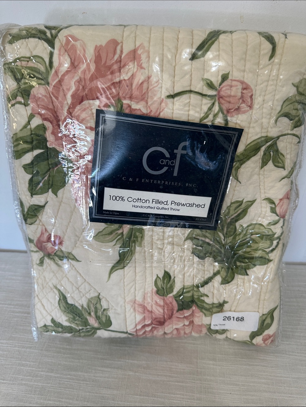 🥕 NWT C&F Quilted Throw